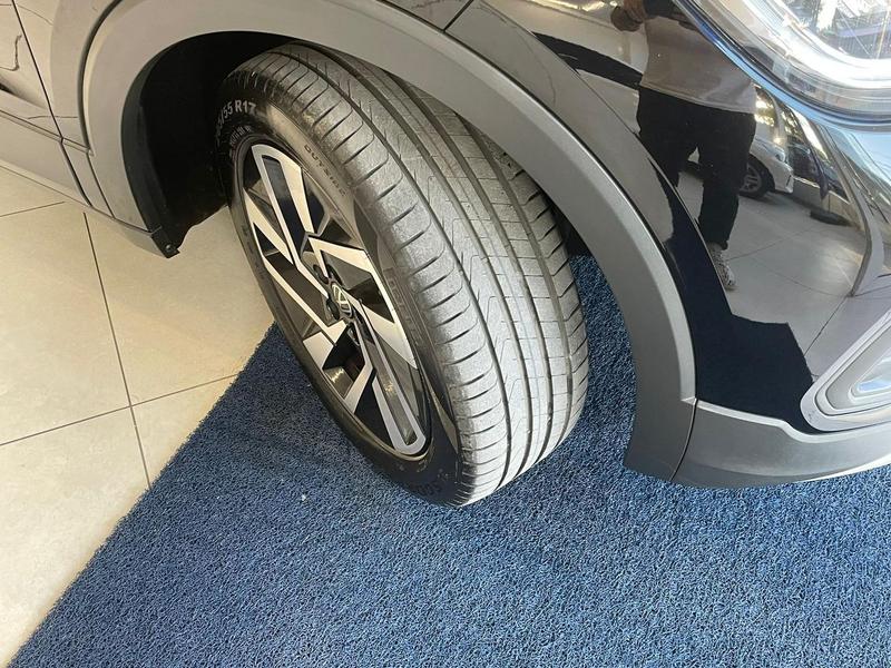 T-Cross preto Comfortline [2025]