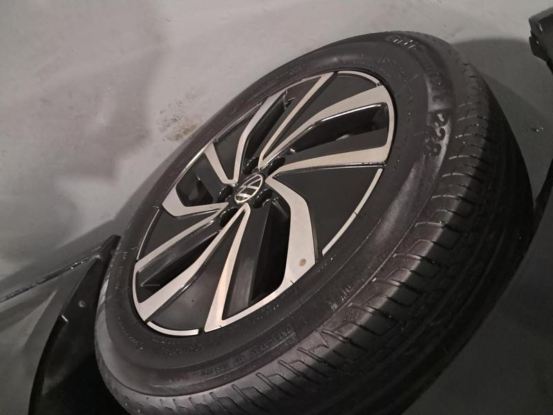 T-Cross Cinza Comfortline [2025] 15.800 KM