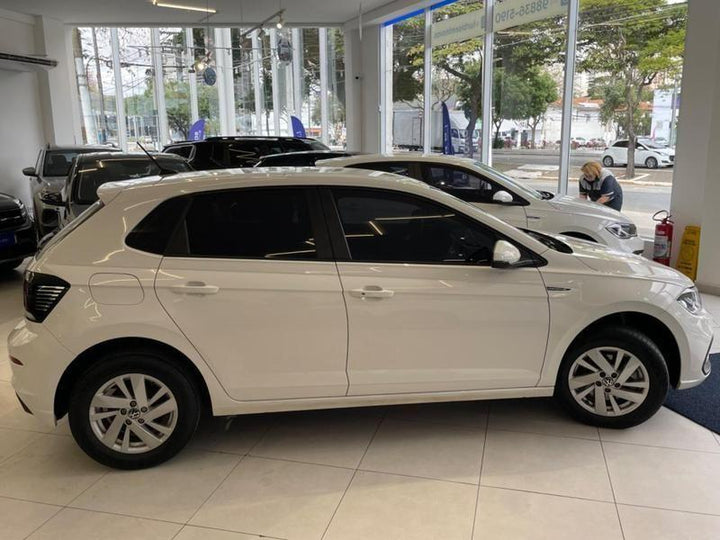 Polo Comfortline TSI Branco [2025] - 27.000 KM