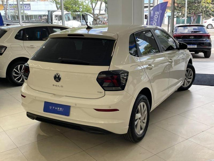 Polo Comfortline TSI Branco [2025] - 27.000 KM