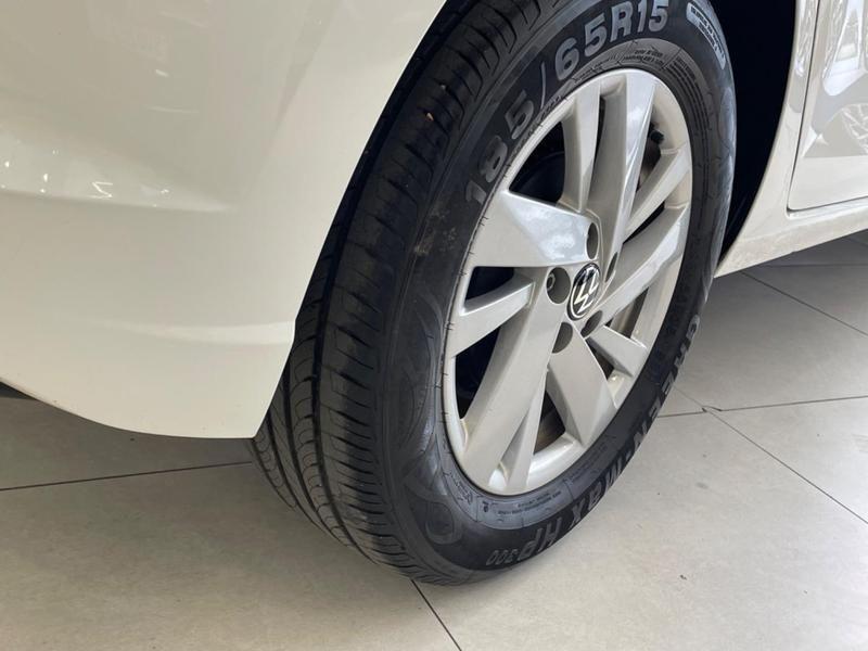 Polo Comfortline TSI Branco [2025] - 27.000 KM