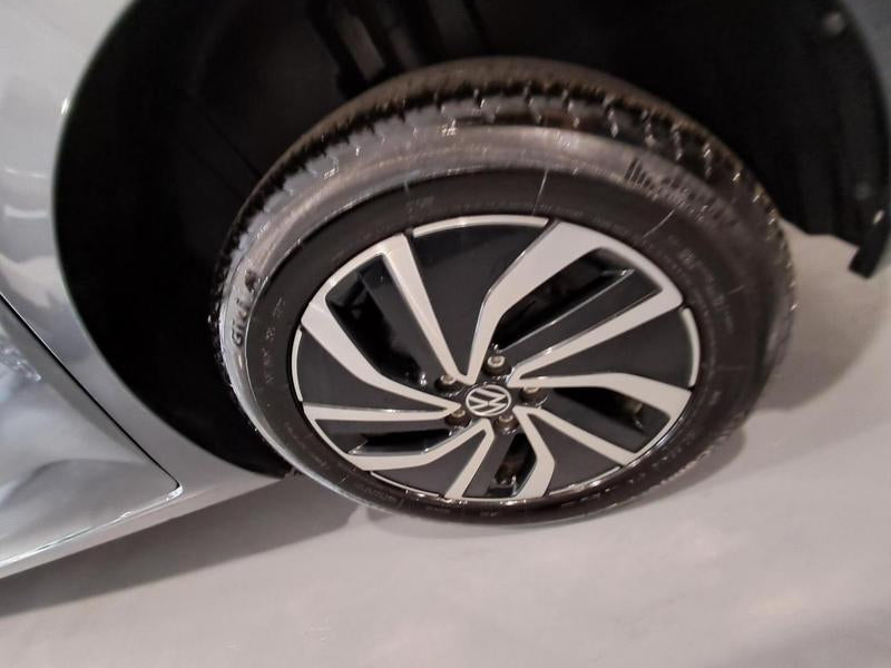 Polo Cinza Highline [2024]  23.700 KM