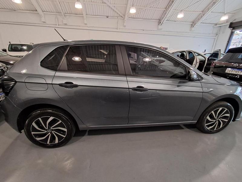 Polo Cinza Highline [2024]  23.700 KM