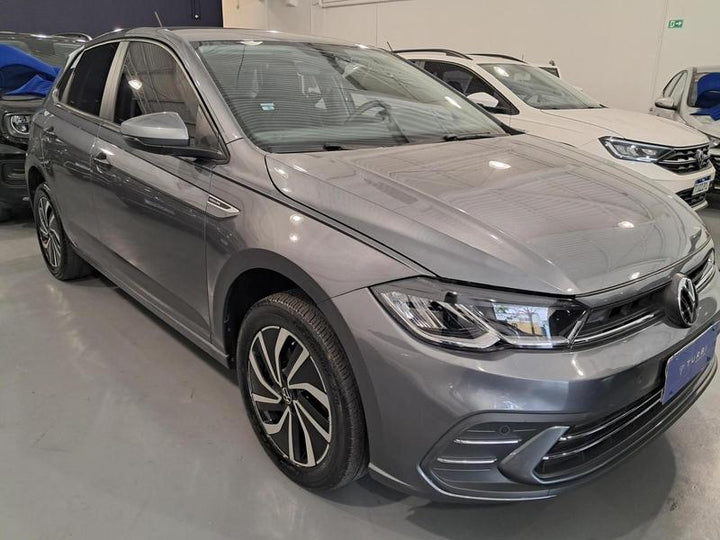 Polo Cinza Highline [2024]  23.700 KM