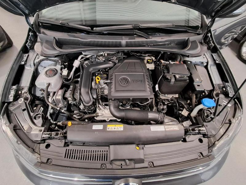 Polo Cinza Highline [2024]  23.700 KM