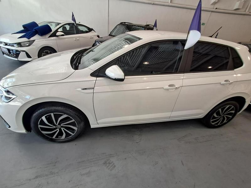 Polo Branco Highline [2024] 31.000 KM