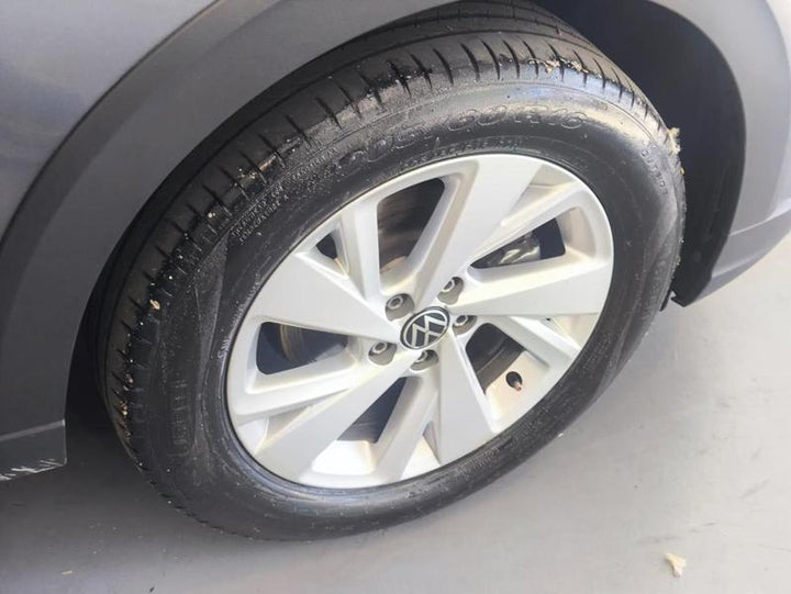 Nivus Confortline Cinza [2024] - 33.500 KM