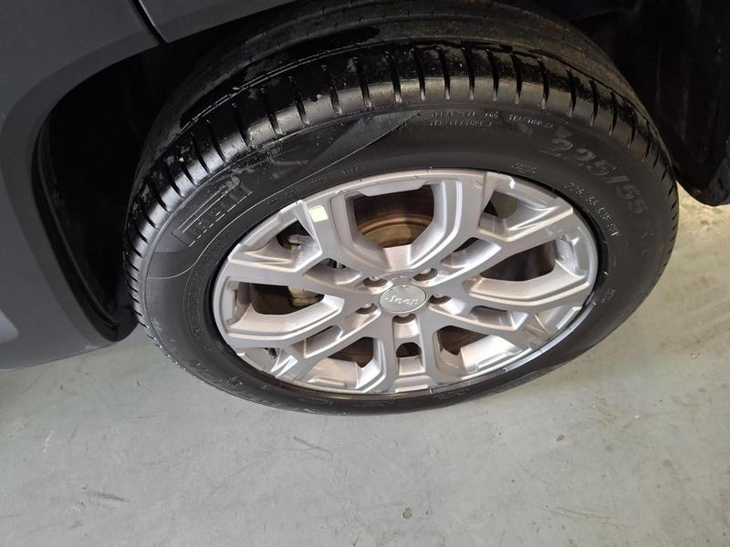 Jeep Renegade Longitude T270 Preto [2025] - 27.500 KM