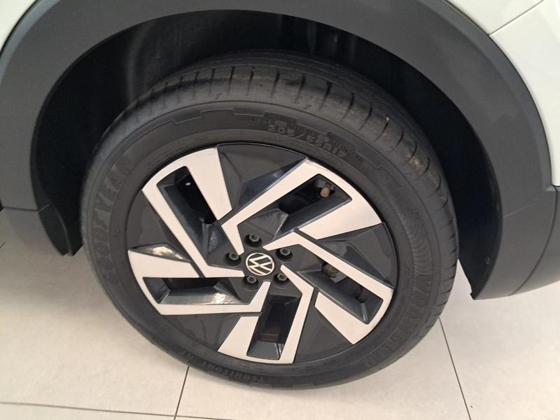 T-Cross branca Comfortline [2025] 34.400 KM