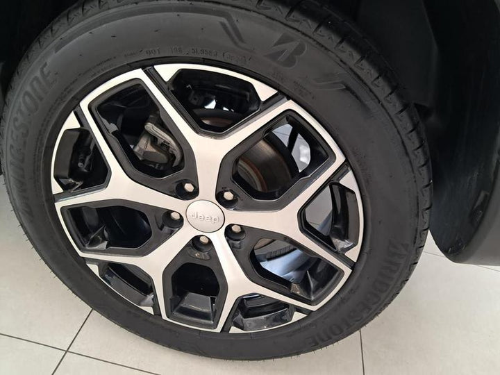 Jeep Compass Longitude T270 Prata [2025] - 34,400 KM