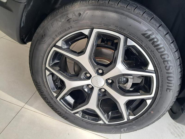 Jeep Compass Longitude T270 Prata [2025] - 34,400 KM