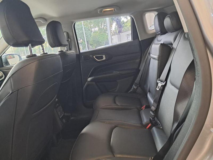 Jeep Compass Longitude T270 Prata [2025] - 34,400 KM