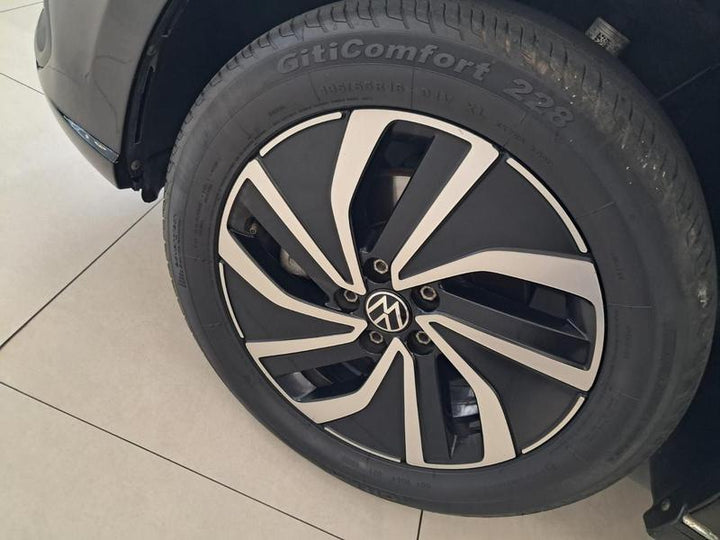 Polo Highline Preto [2024] - 27.400KM