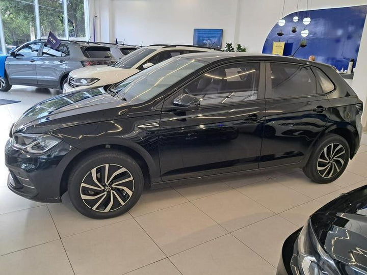 Polo Highline Preto [2024] - 27.400KM