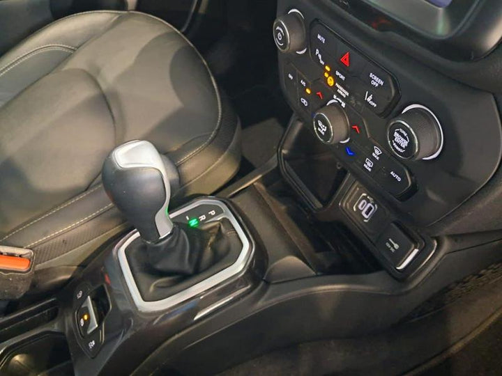 Jeep Renegade Longitude T270 [2025] Branca - 28.600 KM