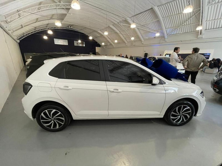 Polo Highline Branco [2024] - 49.000 KM