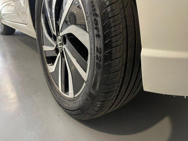 Polo Highline Branco [2024] - 49.000 KM