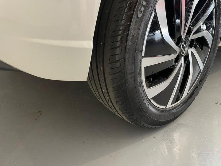 Polo Highline Branco [2024] - 40.000 KM