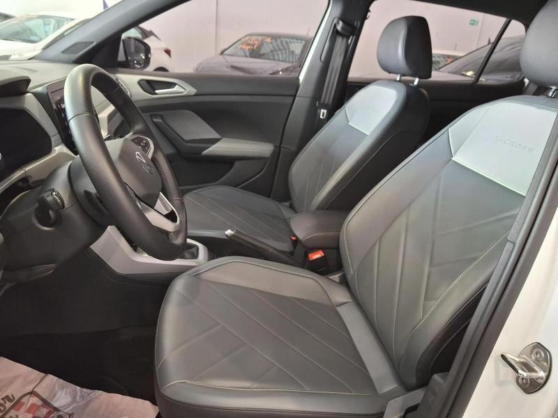 T-Cross Comfortline TSI Branco [2025] - 32.000 KM