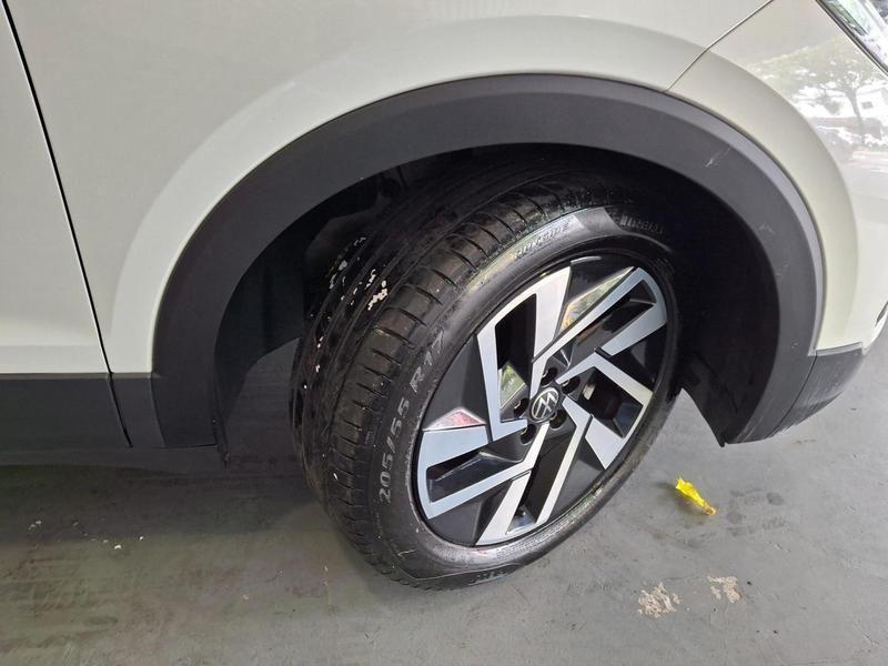 T-Cross Comfortline TSI Branco [2025] - 32.000 KM