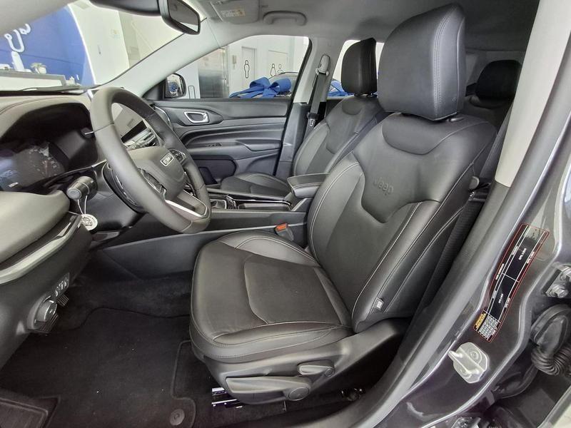 Jeep Compass Longitude T270 CINZA [2025] - 17.800 KM
