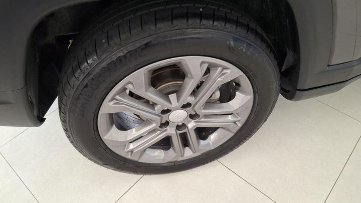 Jeep Compass Longitude T270 CINZA [2025] - 17.800 KM