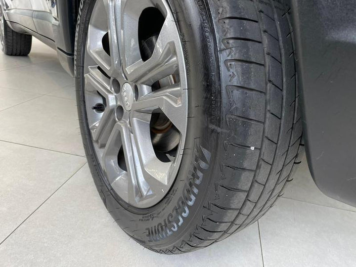 Jeep Compass Longitude T270 [2025] -31.700 KM