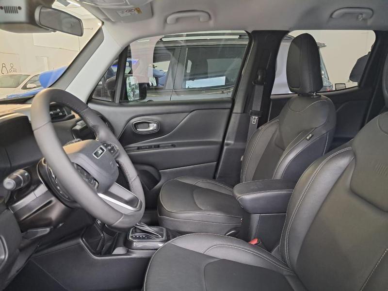 Jeep Renegade Longitude T270 [2024] Azul - 37.700 KM