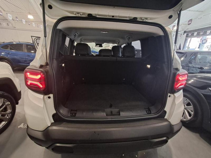Jeep Renegade Longitude T270 [2025] Branca - 23.200 KM
