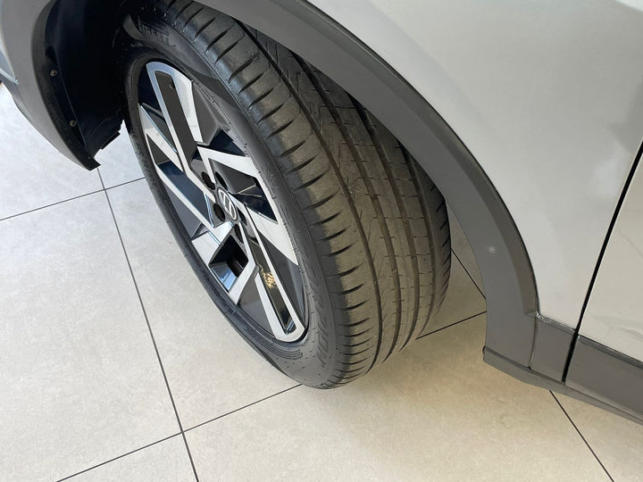 T-Cross cinza Comfortline [2025]