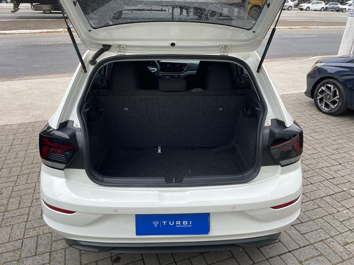 Polo branco Comfortline [2024]