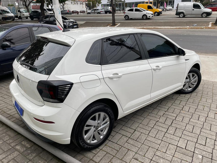 Polo branco Comfortline [2024]
