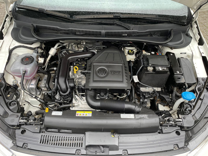 Polo branco Comfortline [2024]