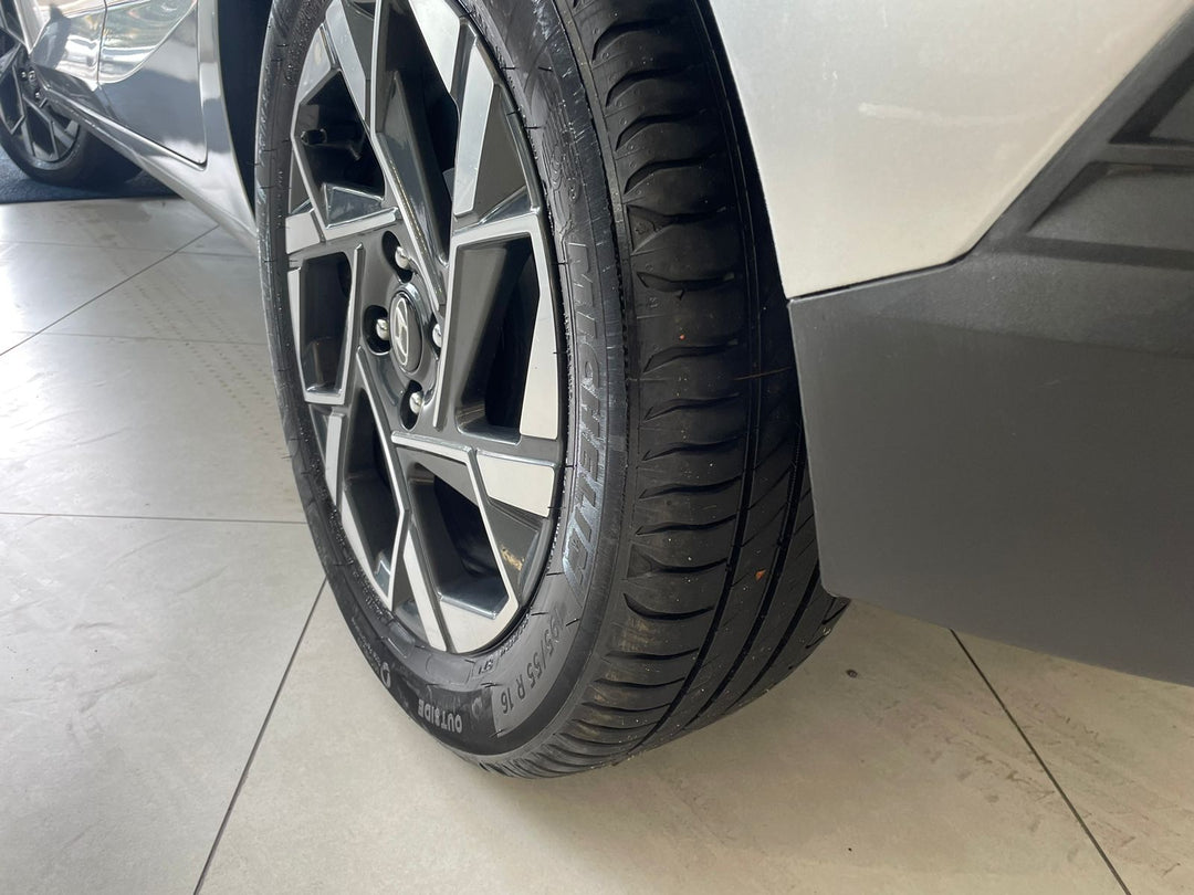 HB20 cinza 1.0 TGDI Comfort [2024] - 35.500 KM