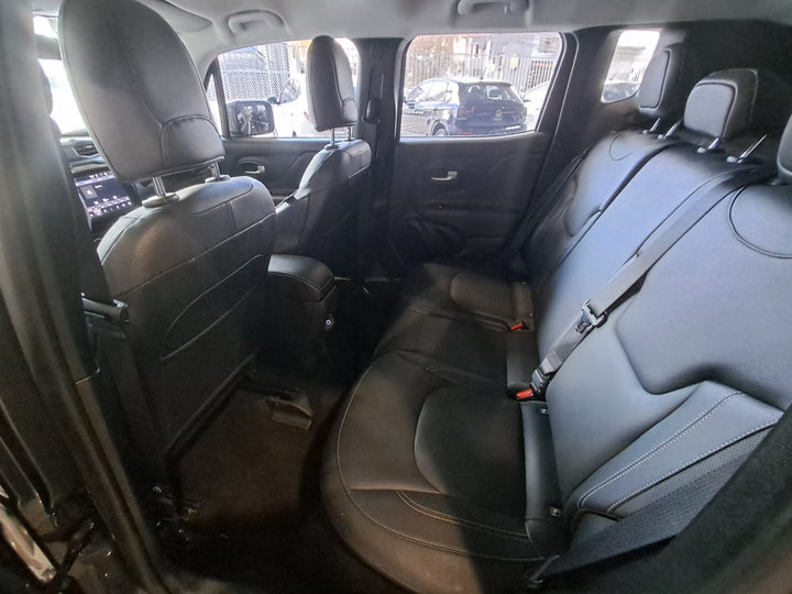 Jeep Renegade Longitude T270 [2025] Cinza - 32.000 km