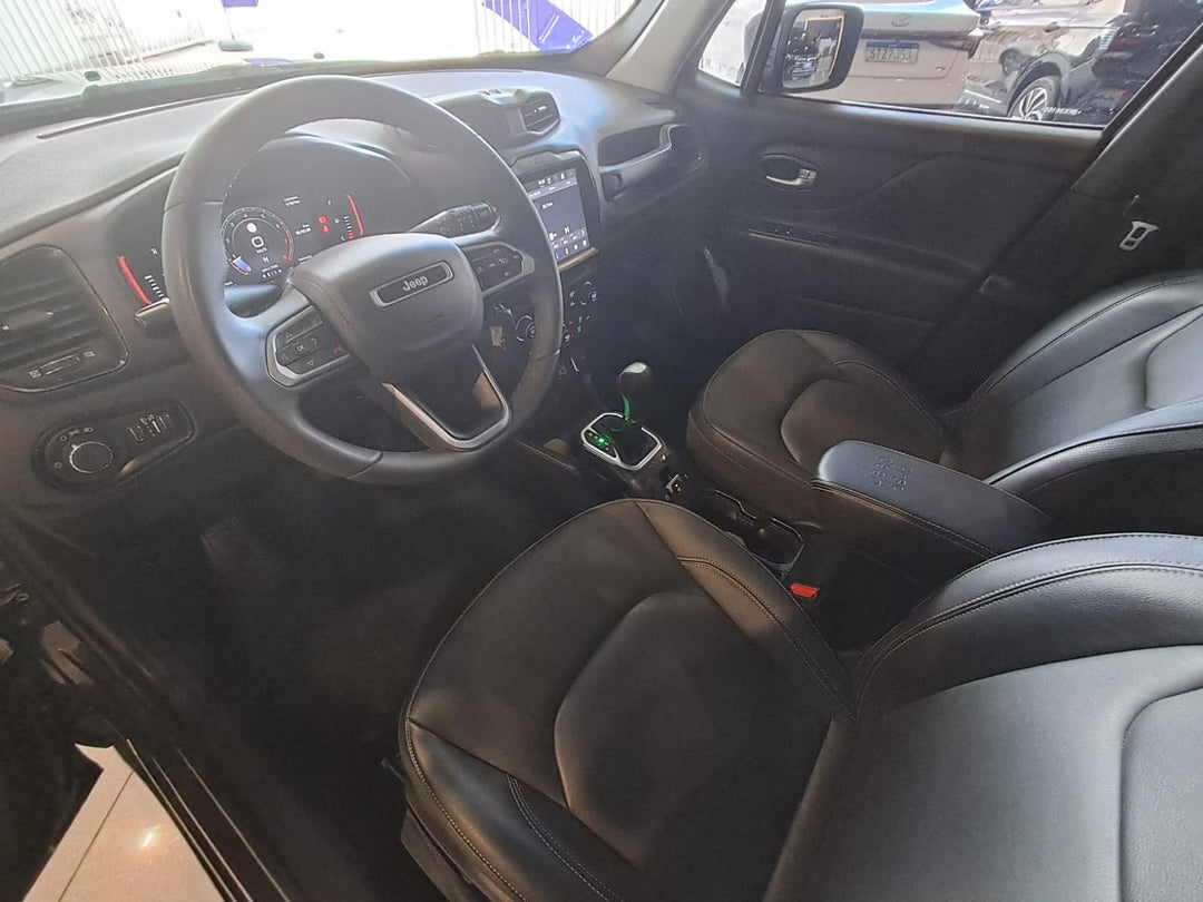 Jeep Renegade Longitude T270 [2025] Cinza - 32.000 km