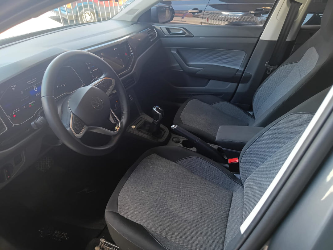 Polo Cinza Comfortline [2025] - 34.000 KM