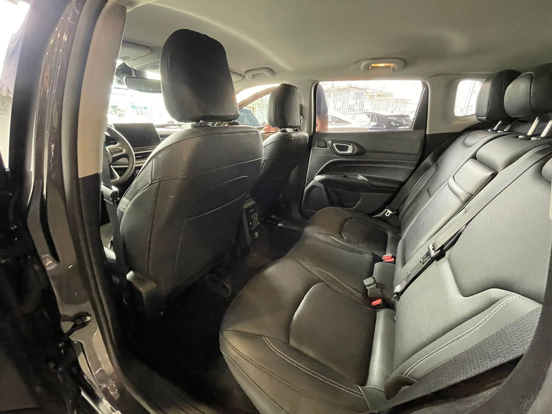 Jeep Compass Longitude T270 CINZA [2025] - 28.600 KM