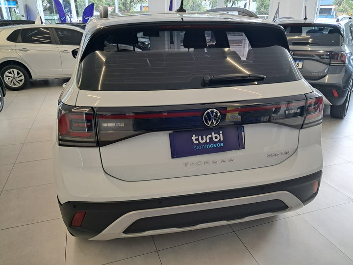 T-Cross branca Comfortline [2025] -25.400 km