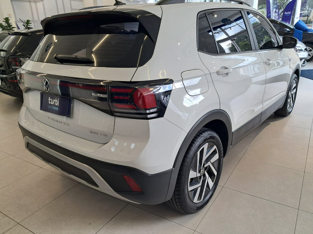 T-Cross branca Comfortline [2025] -25.400 km