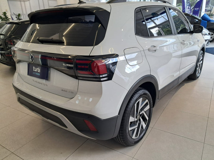 T-Cross branca Comfortline [2025] -25.400 km