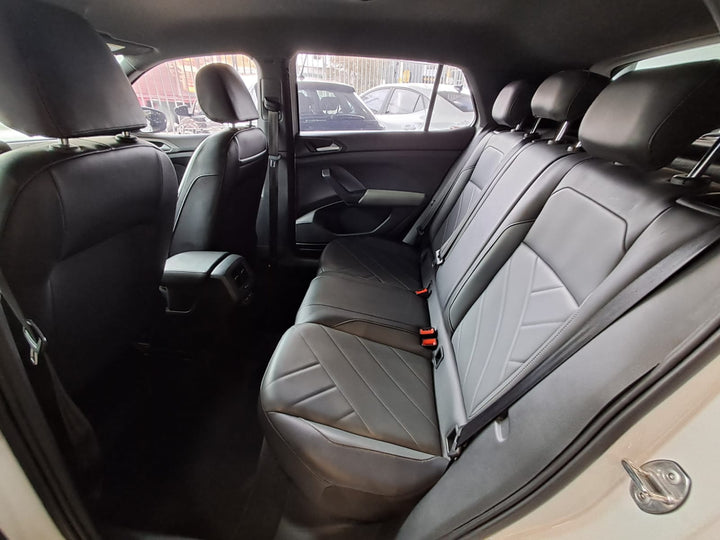 T-Cross Comfortline Branca [2025] - 33.900 KM