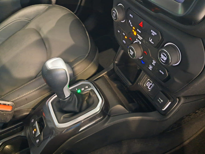 Jeep Renegade Longitude T270 Branca [2025] - 31.100 KM