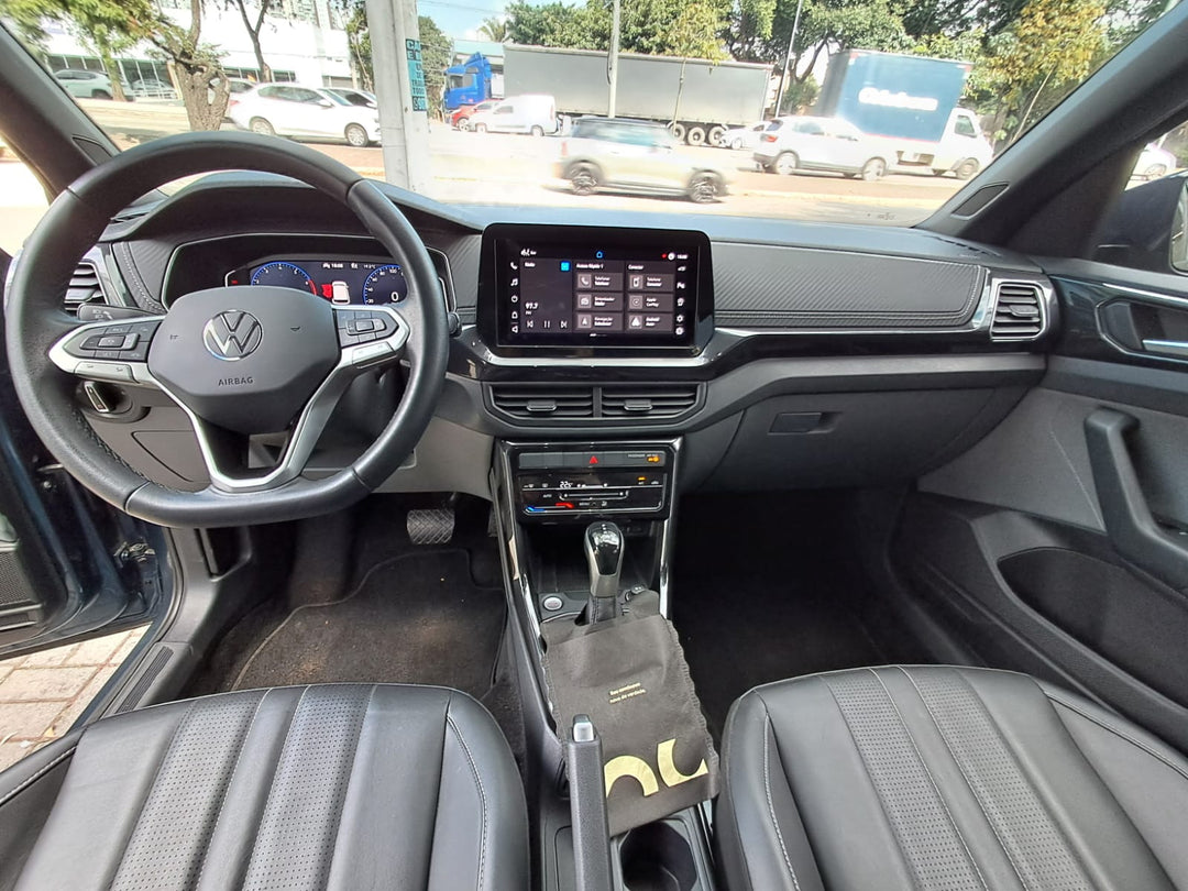 T-Cross Comfortline Azul[2025] - 32.200 KM