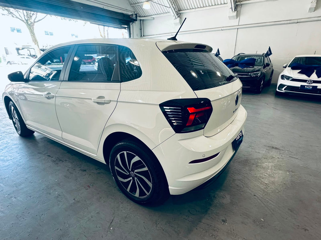 Polo Highline Branco [2024] - 42.000 KM
