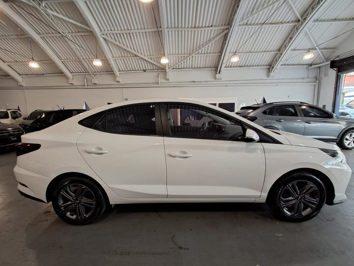 HB20s Branco 1.0 TGDI [2024] - 48.000KM