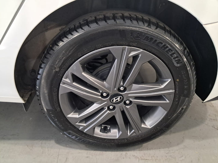 HB20s Branco 1.0 TGDI [2024] - 48.000KM