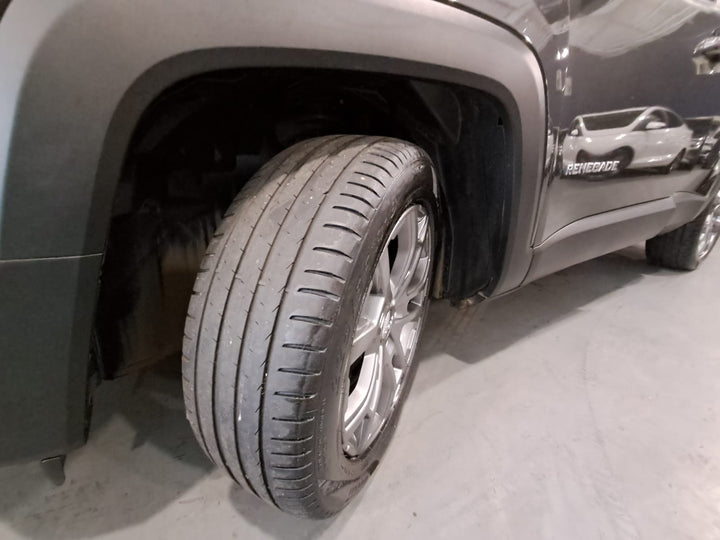 Jeep Renegade Longitude T270 CINZA [2025] - 34.100  KM