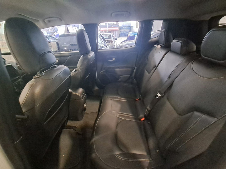 JEEP RENEGADE LONGITUDE T270 Branco [2025] - 31.900 KM