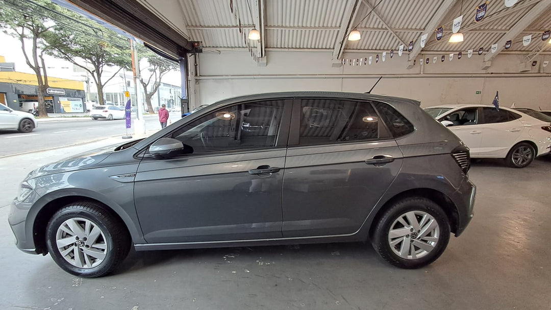 Polo Comfortline TSI Cinza  [2025] -23.200 KM